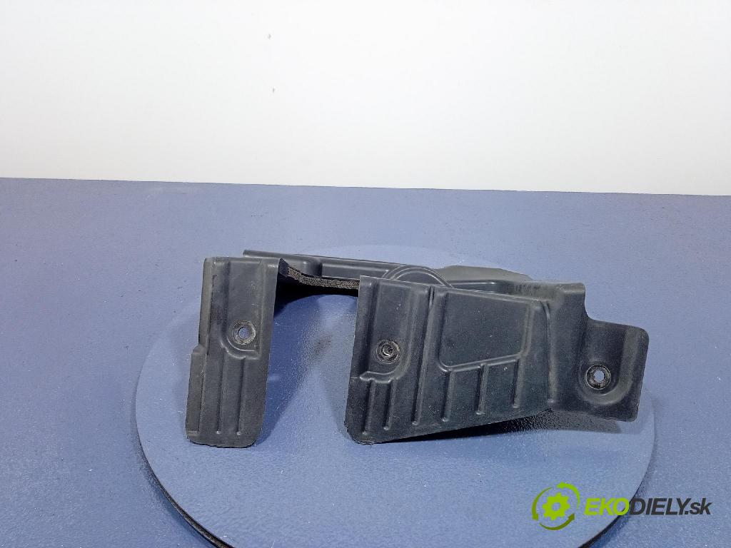 Bmw X6 2020 kryt Plast: podvozek: 7424917