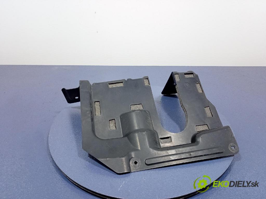 Bmw X6 2020 kryt Plast: podvozek: 7424917