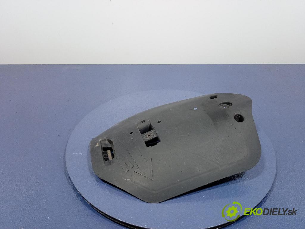 Bmw X6 2020 kryt Plast: podvozek: 6877044