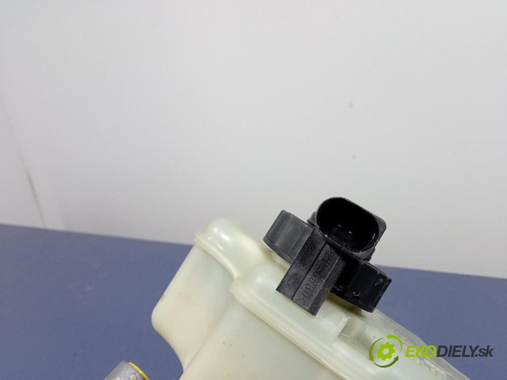 Vw Jetta 2005 servo Brzdy: 1K1614105AK