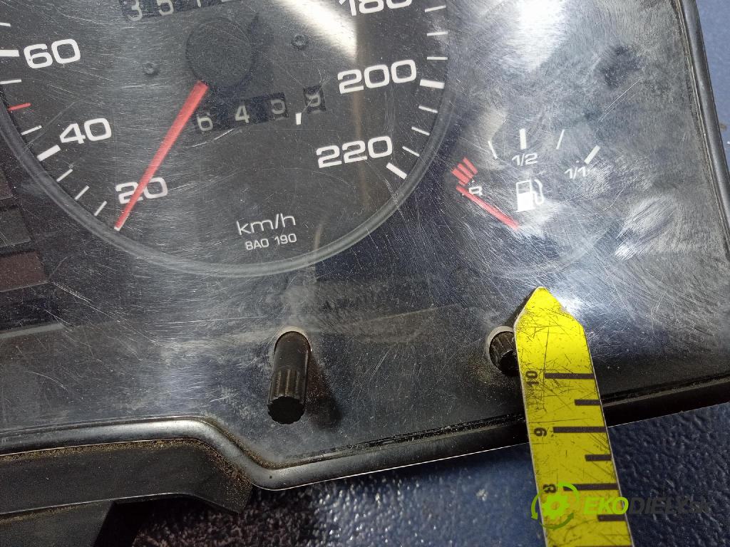 Audi 80 1993 Přístrojová deska 8A0919033G