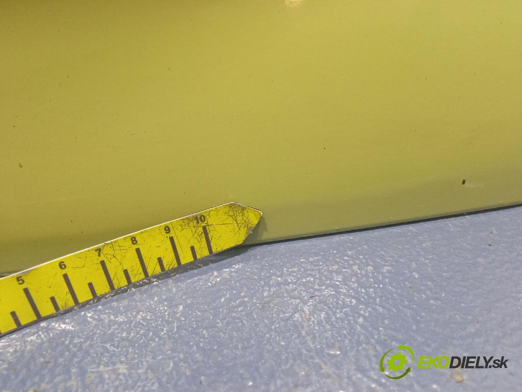 Citroen C2 2004 zadní dveře kufra: kufr