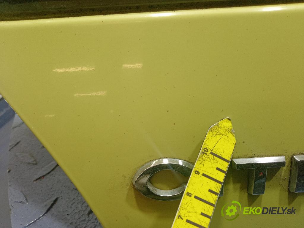 Citroen C2 2004 zadní dveře kufra: kufr