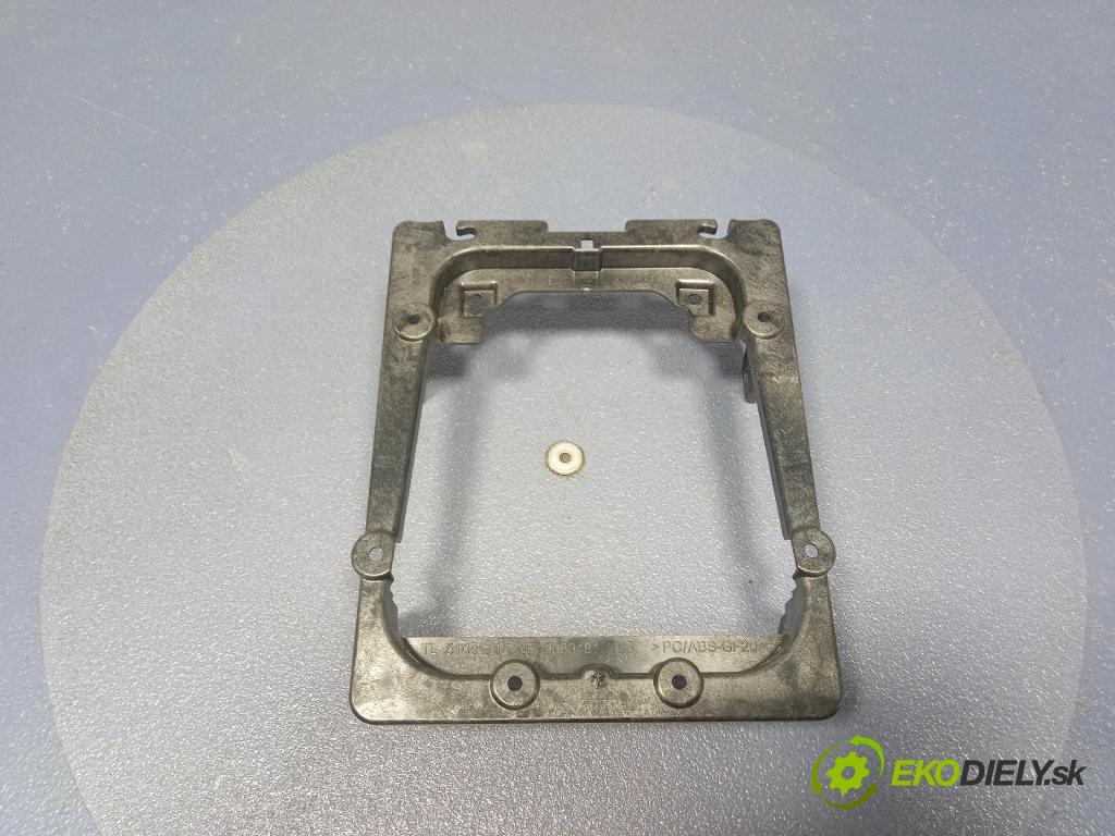 Bmw X6 0 kryt Plast: Interiéry: 9399769