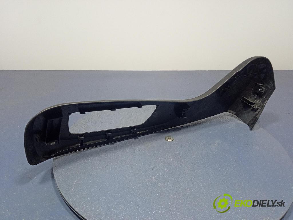 Bmw X6 0 kryt Plast: Interiéry: 7444274