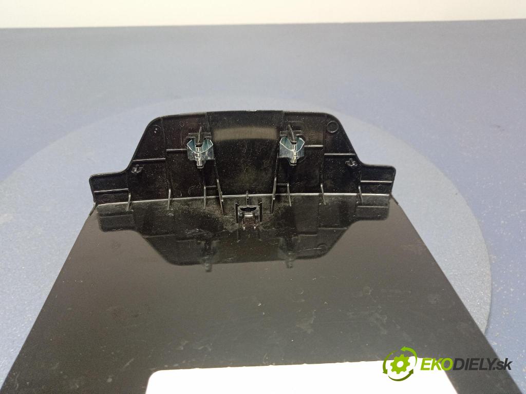 Bmw X6 0 kryt Plast: Interiéry: 9868439