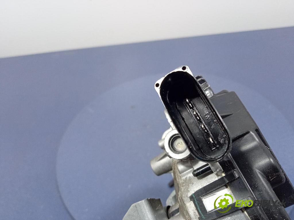 Bmw X6 2020 mechanismus motorek Stěrače: před 9880517