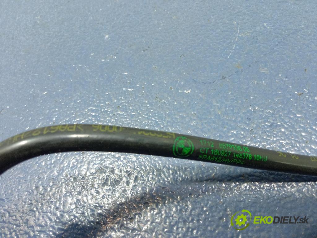 Bmw X6 2020 trubka Chladič: 8579336