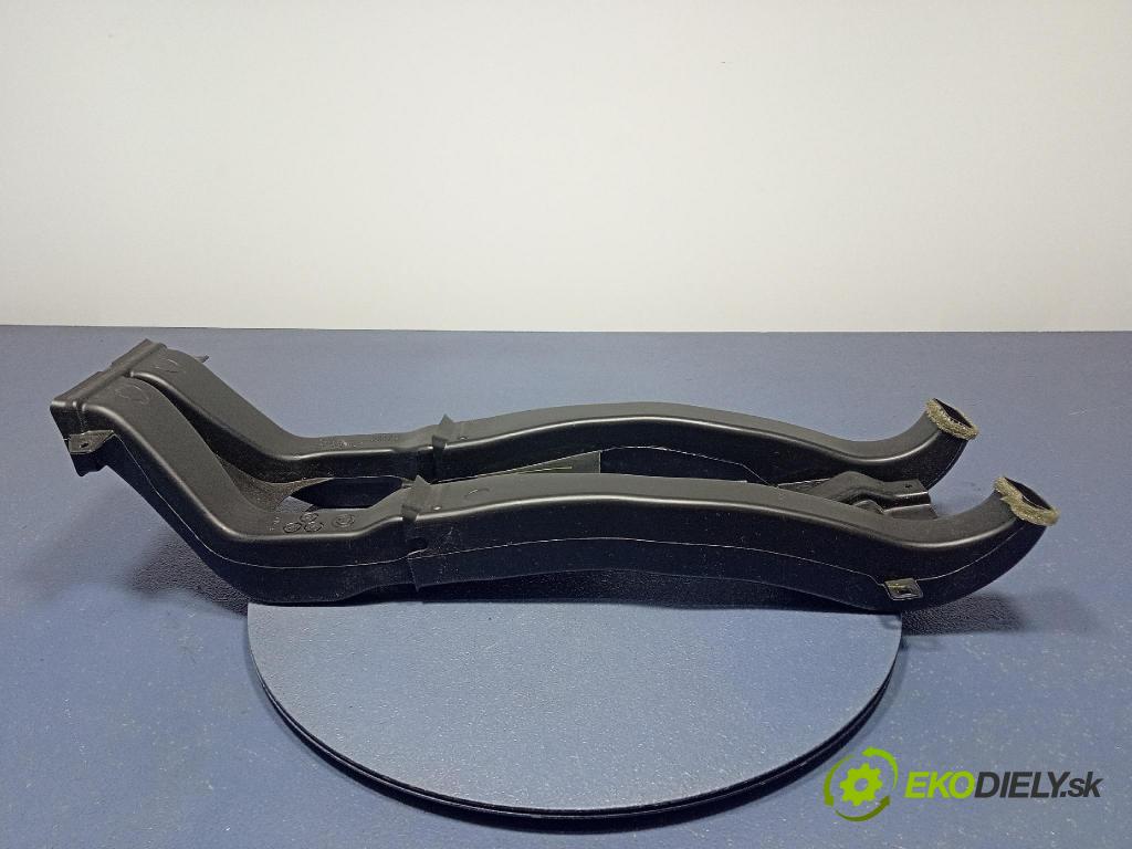 Bmw X6 0 trubka Vzduch: 9399726