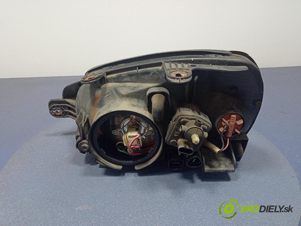 Hyundai Santa fe 2004 světlo v pravo: 92102-26XXX