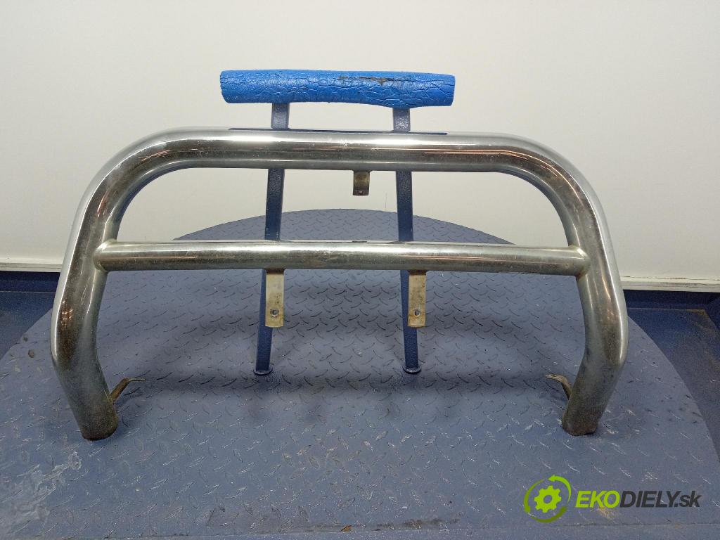Hyundai Santa fe 2004 nárazník před KBA30382