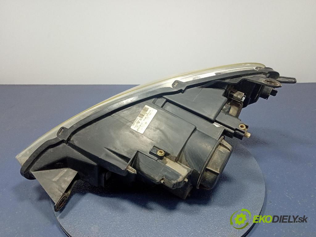 Peugeot 807 2003 světlo v pravo: 1494311080