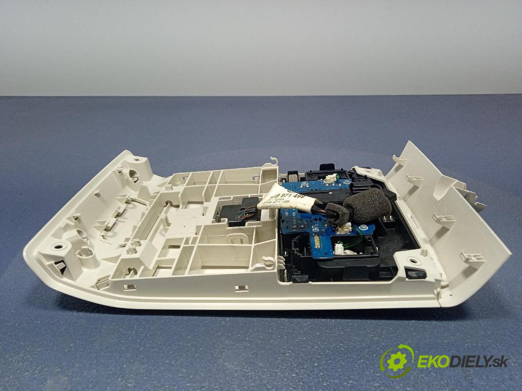 Vw Passat 2016 Lampy Uvnitř 5G0867489B