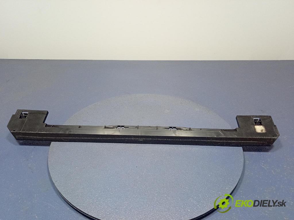 Bmw X6 2020 kryt Plast: podvozek: 8589087