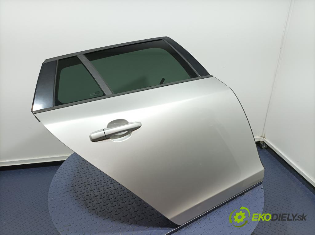 Volvo V60 2013 dveře Zad: prave 01