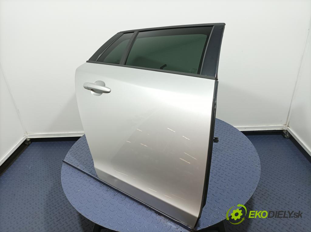 Volvo V60 2013 dveře Zad: prave 01