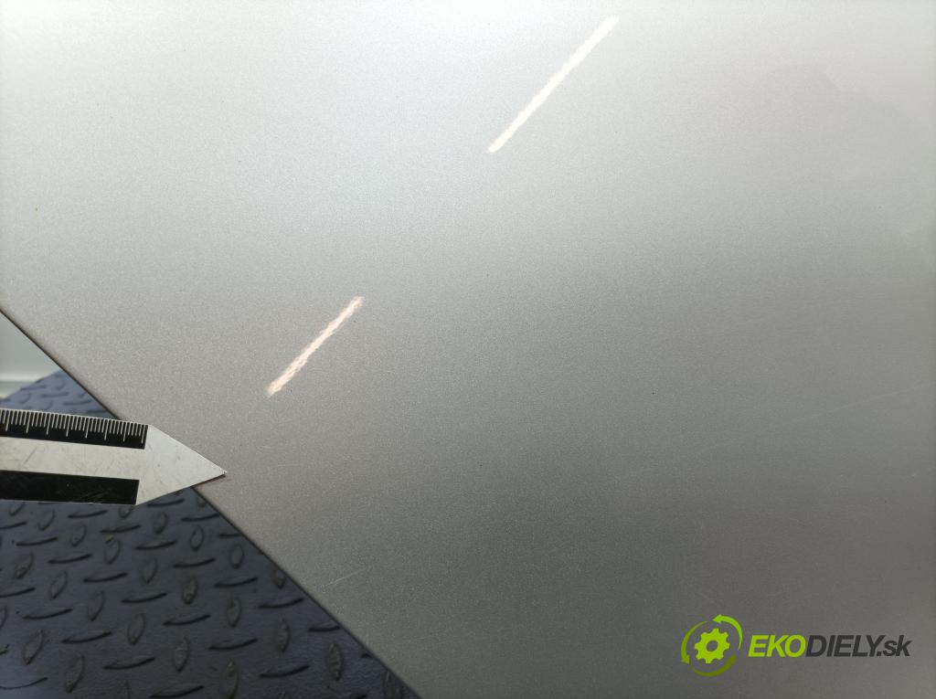 Volvo V60 2013 dveře Zad: prave 01