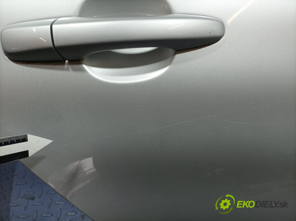 Volvo V60 2013 dveře Zad: prave 01