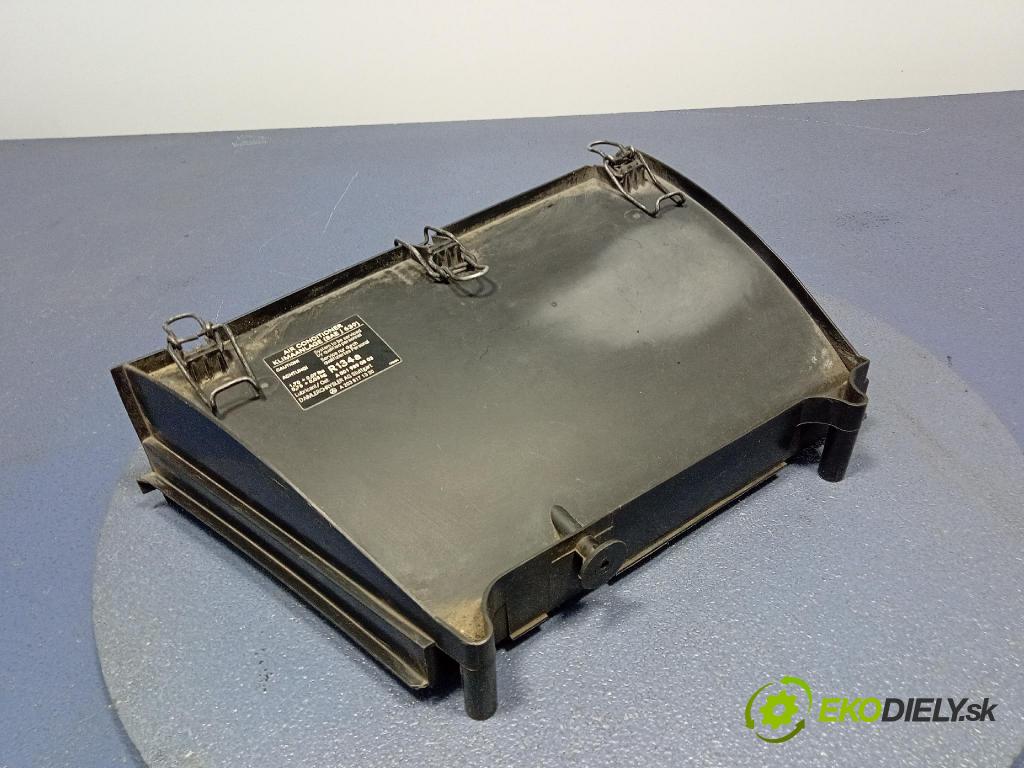 Mercedes C-klasa 2002 torpédo 2038350740