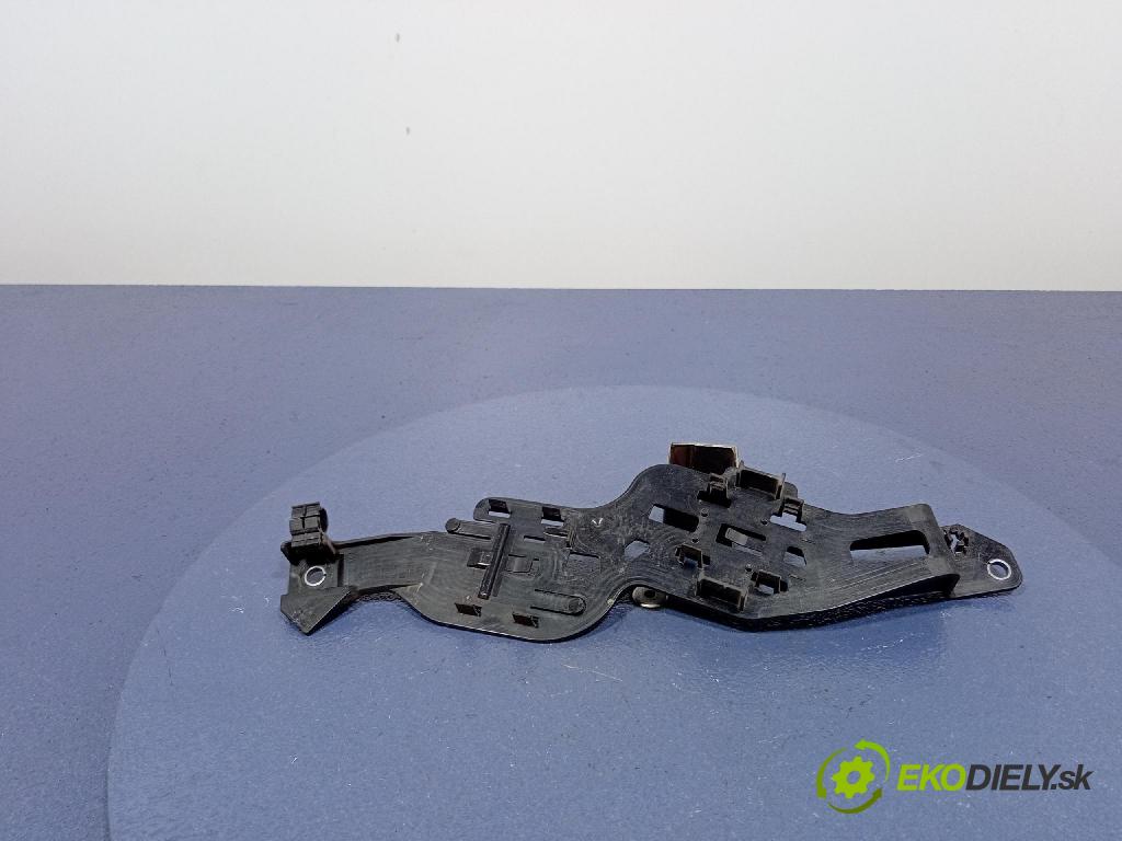 Bmw X6 2020 kryt Plast: podvozek: 8586717