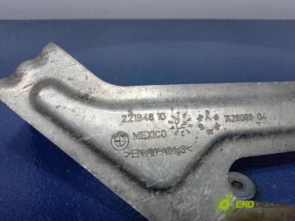 Bmw X6 2020 kryt Plast: podvozek: 7428099