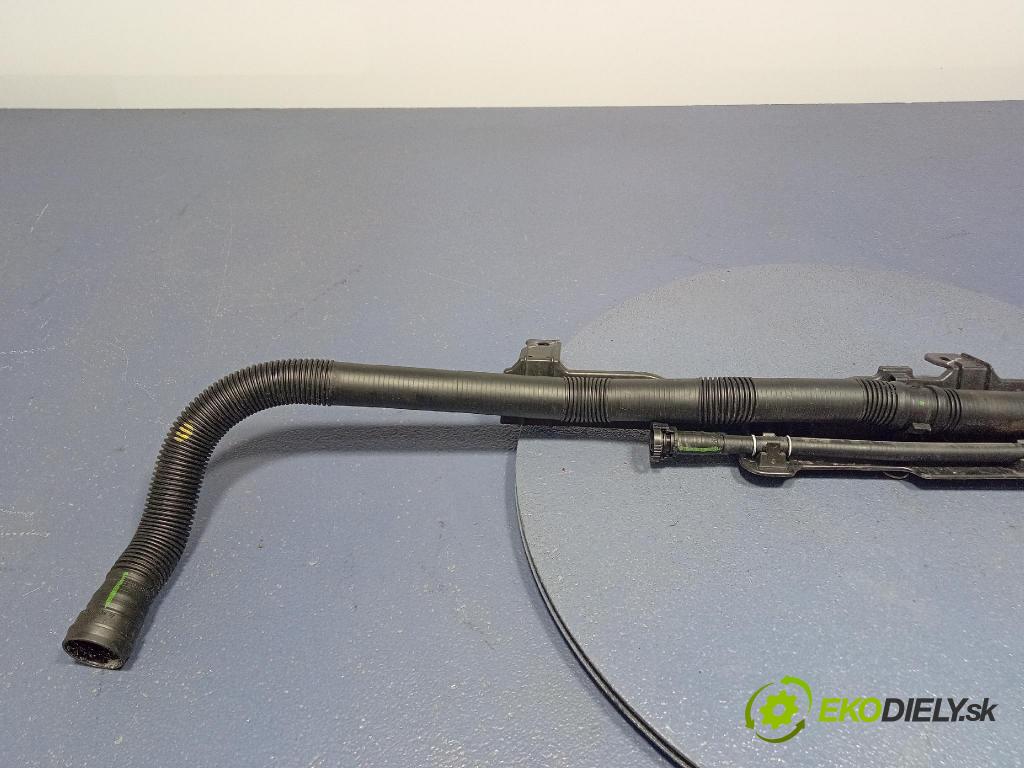 Bmw X6 2020 trubka Vzduch: 7440013