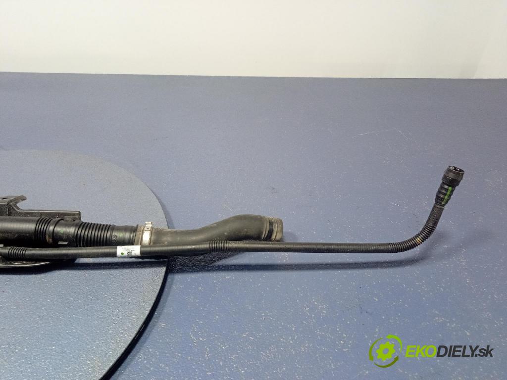 Bmw X6 2020 trubka Vzduch: 7440013