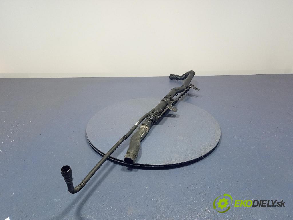 Bmw X6 2020 trubka Vzduch: 7440013