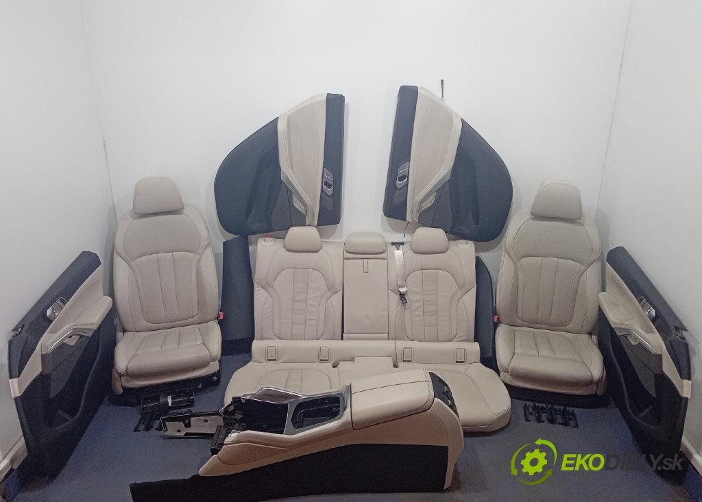 Bmw X6 2020 sedačke: Soubor.