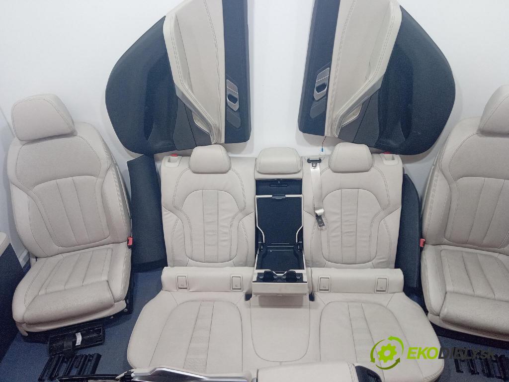 Bmw X6 2020 sedačke: Soubor.