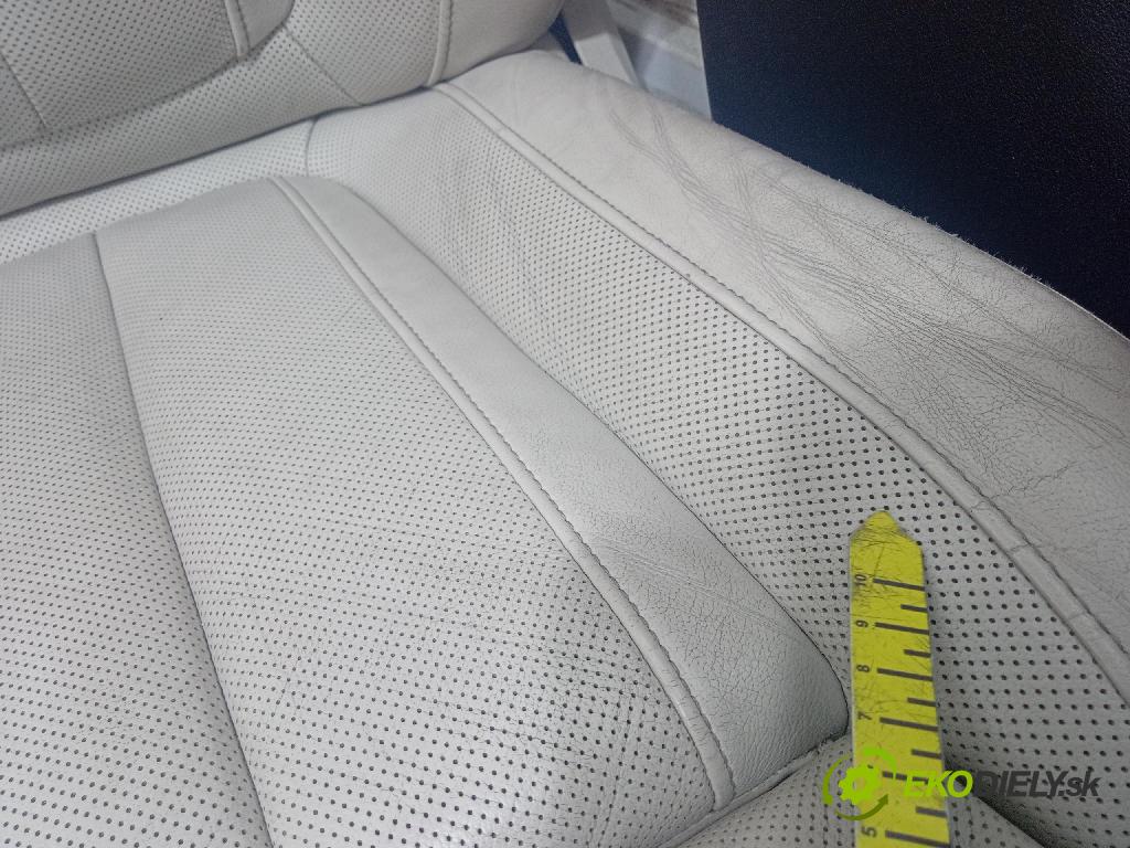 Bmw X6 2020 sedačke: Soubor.
