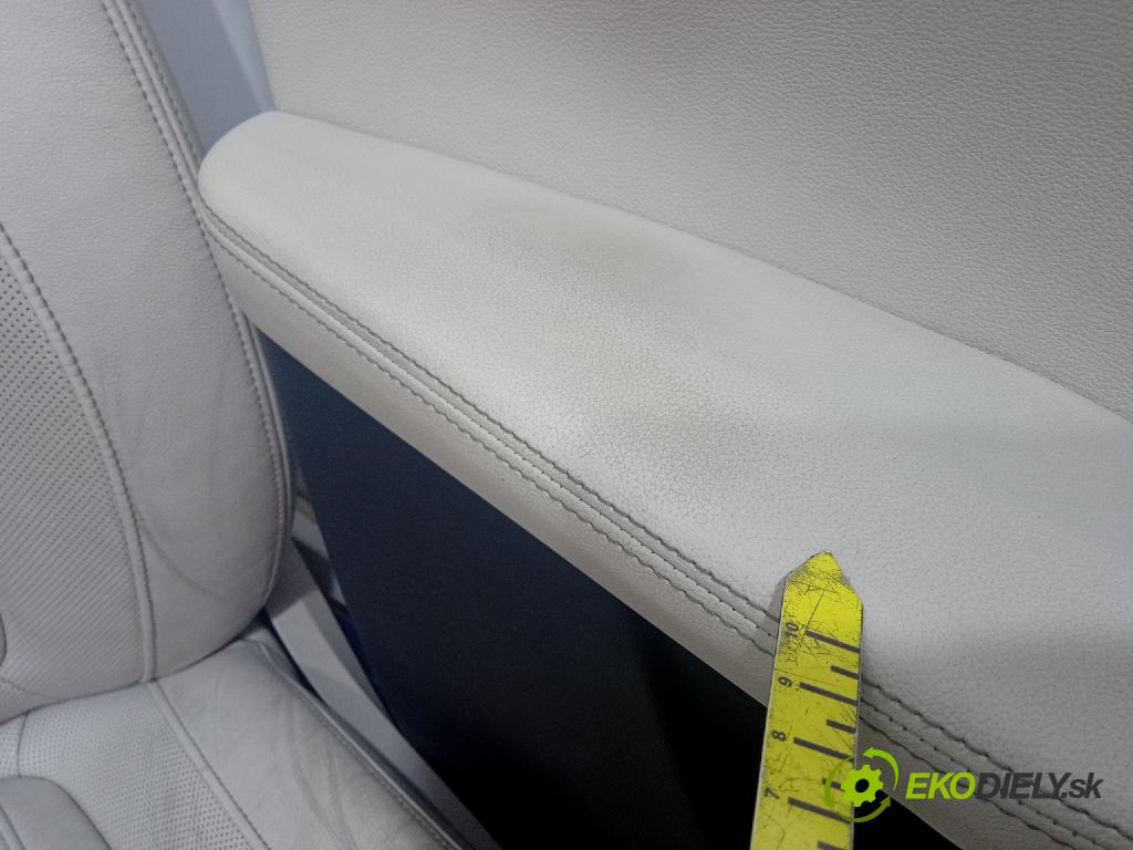 Bmw X6 2020 sedačke: Soubor.