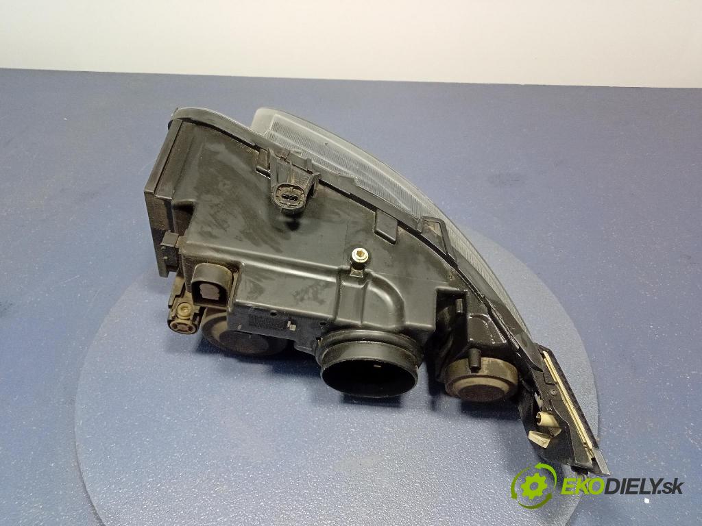 Saab 9-5 2006 světlo v pravo: 89101417-006-DX