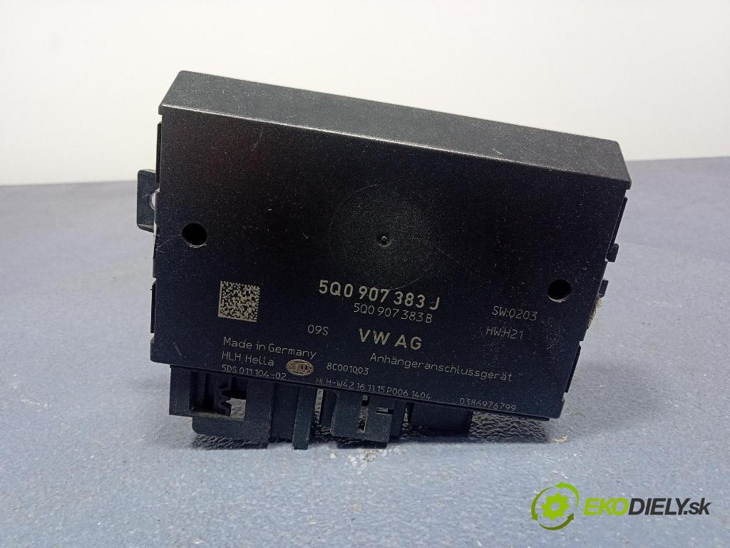 Vw Passat 2016 řídící jednotka 5Q0907383J