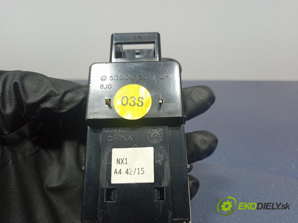 Vw Passat 2016 Lampy Uvnitř 5G9947291