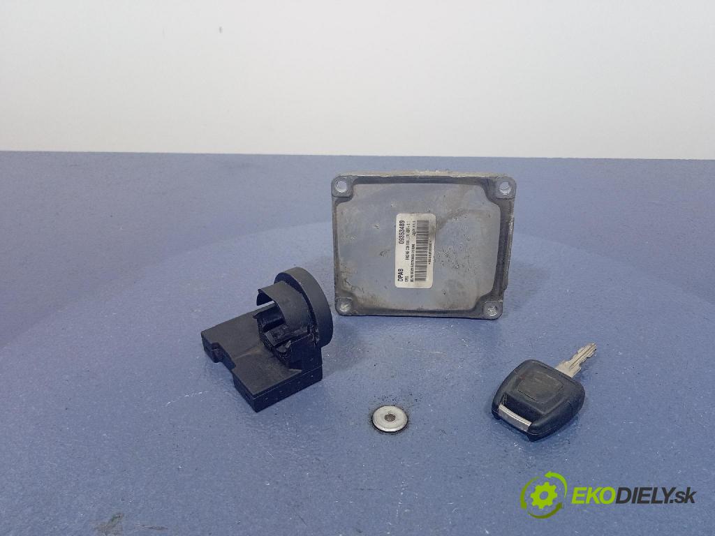 Opel Astra 2001 řídící jednotka Motor: 09353489