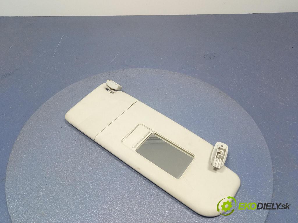 Vw New beetle 1999 kryt 8X0857552