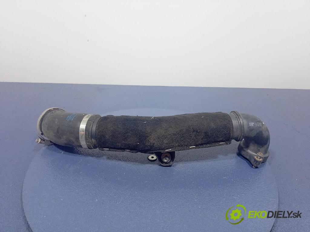 Vw Passat 2016 trubka Vzduch: 04L145762