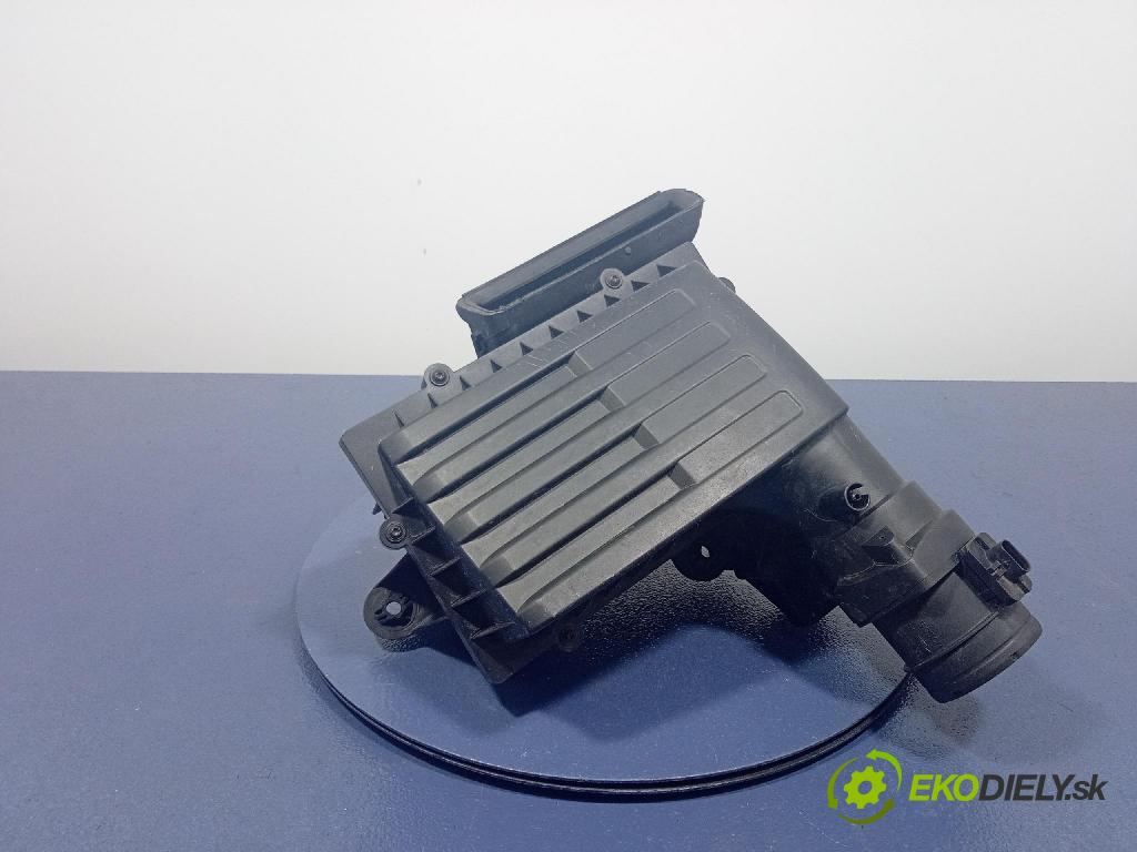 Vw Passat 2016 obal Filtra: Vzduch: 5Q0129607AA