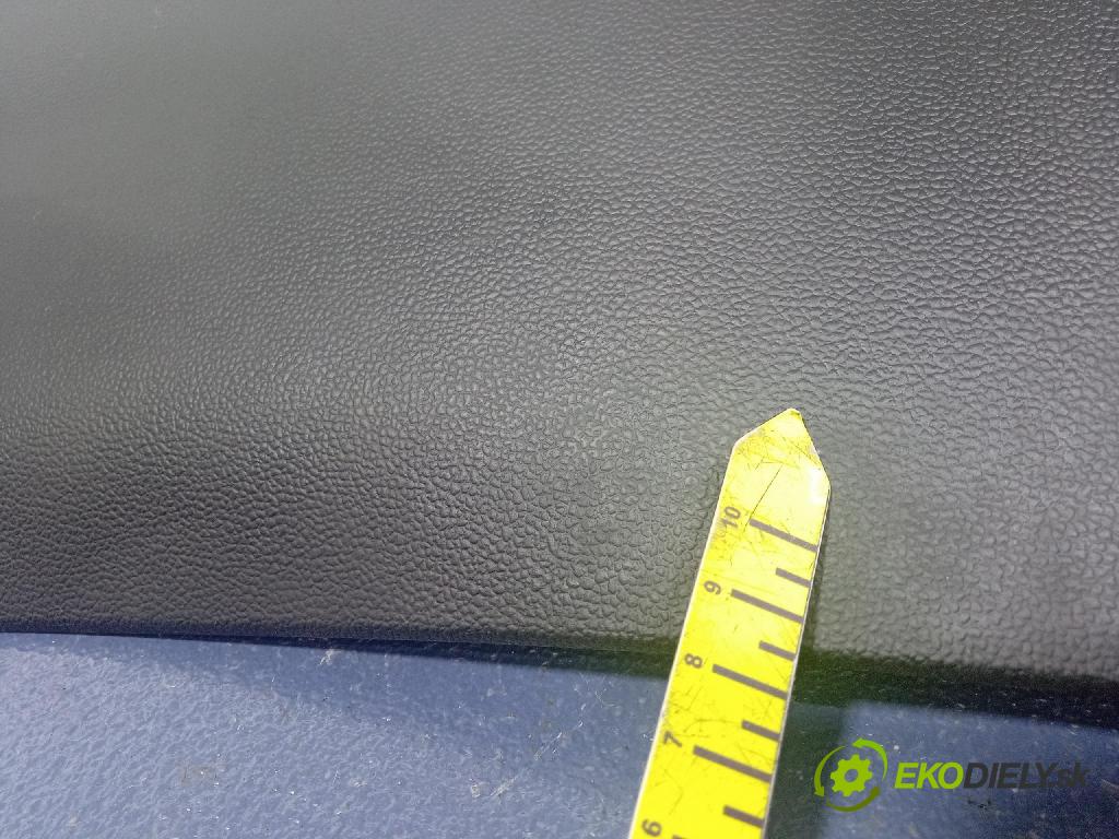 Vw Passat 2016 kryt Plast: Interiéry: 3G1863046