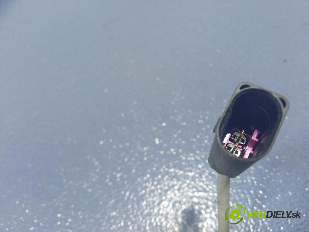 Vw Passat 2016 snímač Teplota 04L906088BL