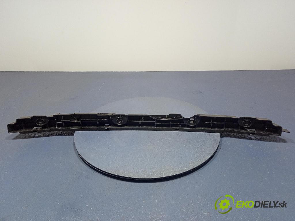 Vw Passat 2016 Upevnění: narazník 3G9807863B