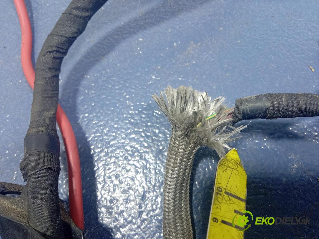 Vw Passat 2016 instalace Elektrický: 5Q1971111CD
