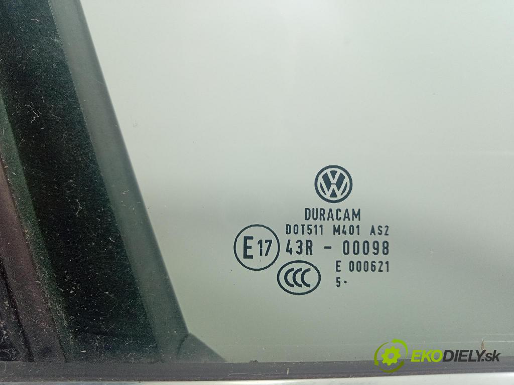 Vw Passat 2016 dveře před prave