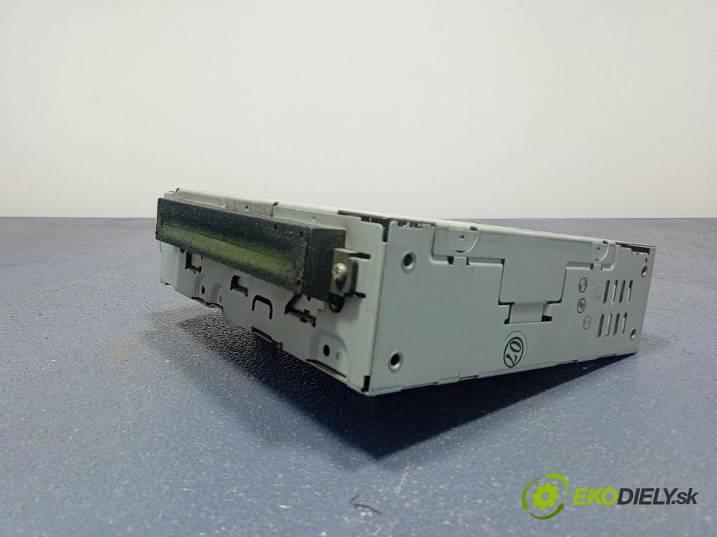Volvo V50 2004 Radio I Navigace: 30732600