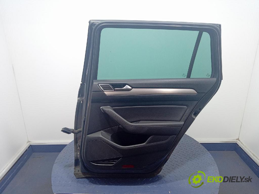 Vw Passat 2016 dveře Zad: prave