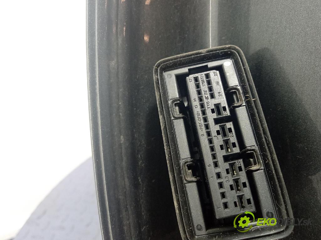 Vw Passat 2016 dveře Zad: prave