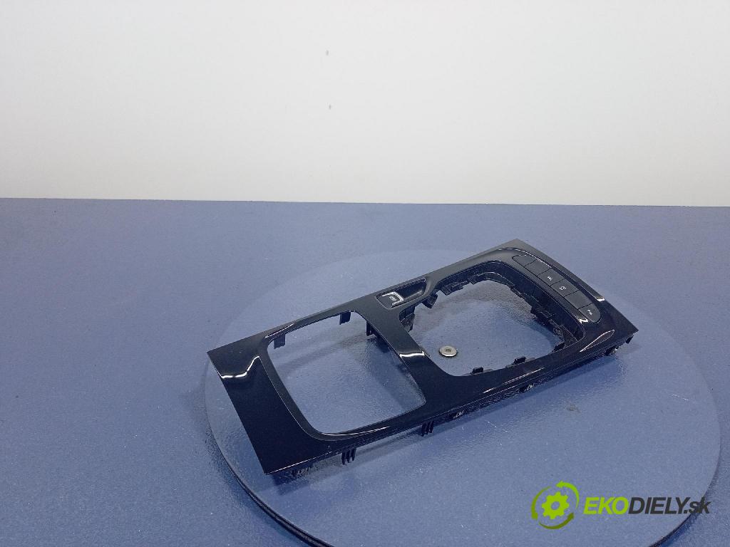 Opel Insignia 2018 kryt Plast: Interiéry: 39126636