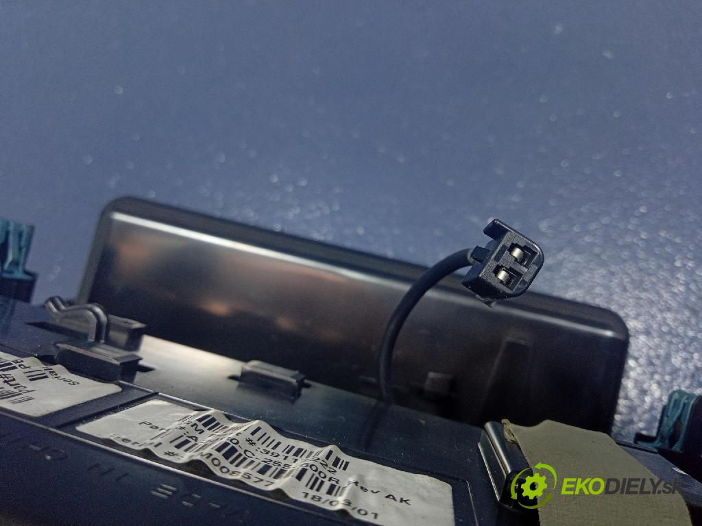 Opel Insignia 2018 Lampy Uvnitř 39117222