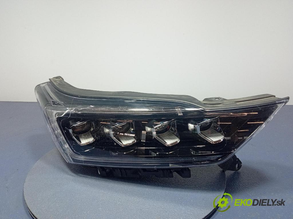 Ssangyong Rexton 0 světlo v pravo: 8310636010